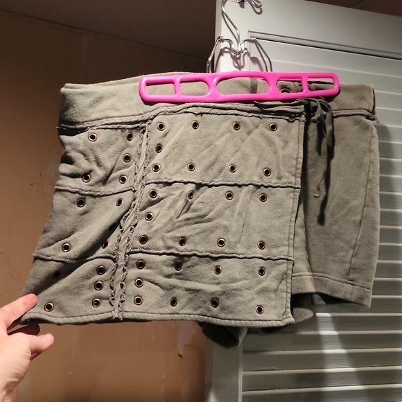 Free people, dark green military/industrial style mini skort. - Picture 2 of 4